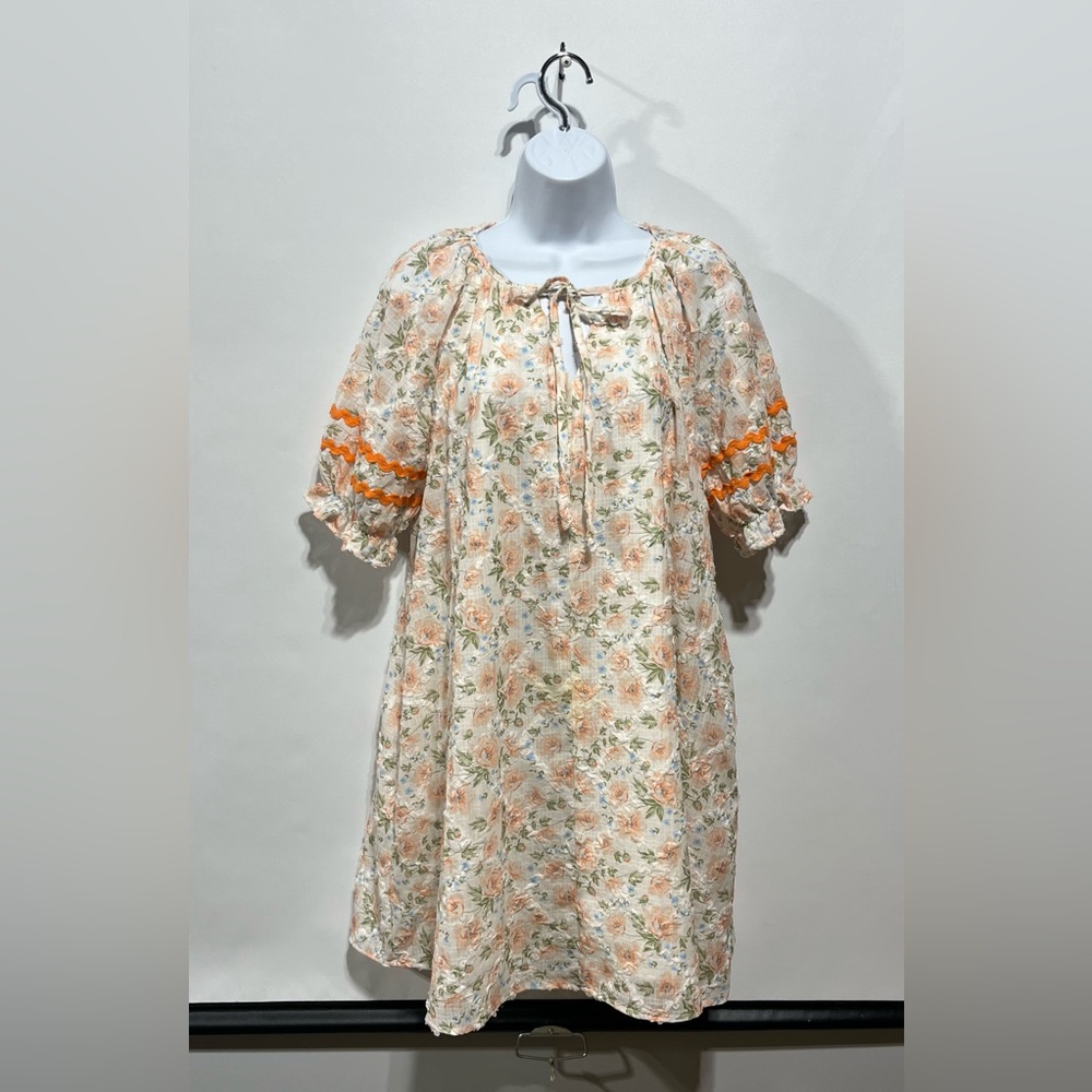In February Floral Mini Babydoll Dress with‎ Orange Accents Size Medium